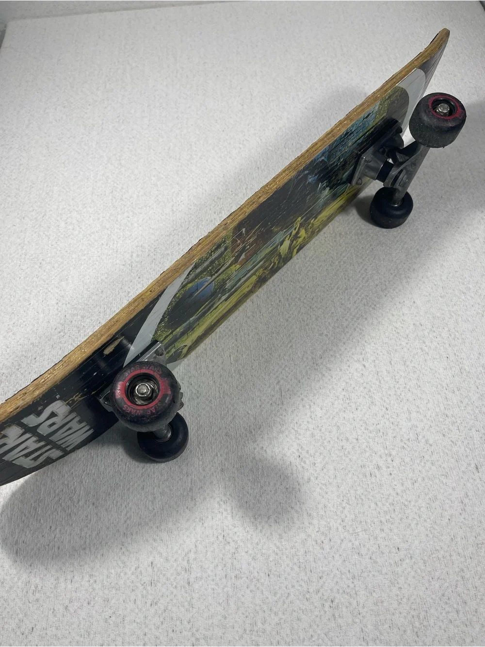 2005 STAR WARS Sportsfun  Starwars Skateboard Lucas Film SKU#0401